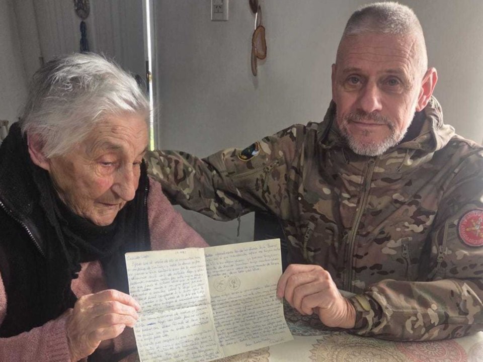 Un veterano de Malvinas recupera una carta robada hace 42 años y emociona a su madre