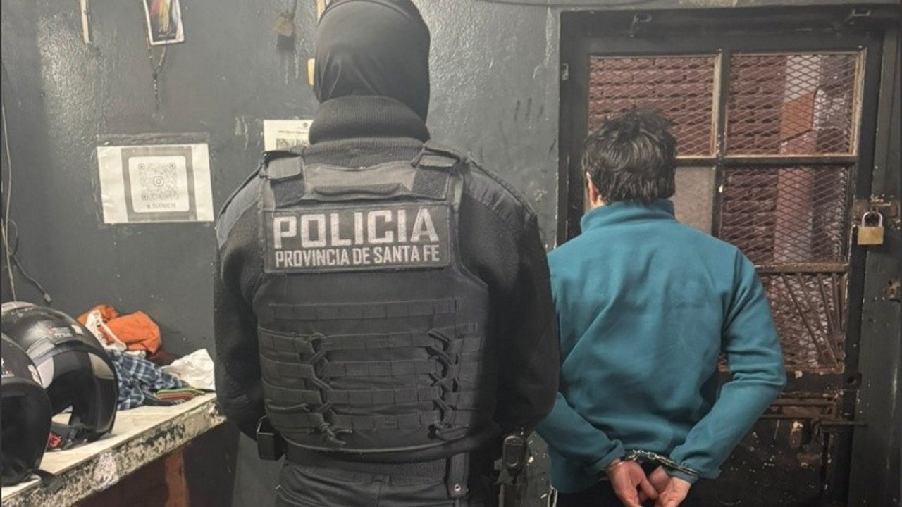 Detenido en Rosario por robar tarjetas bancarias en el gimnasio