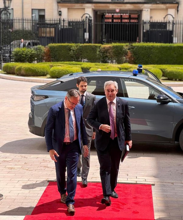 El canciller Pablo Quirno en París para la reunión ministerial de la OCDE