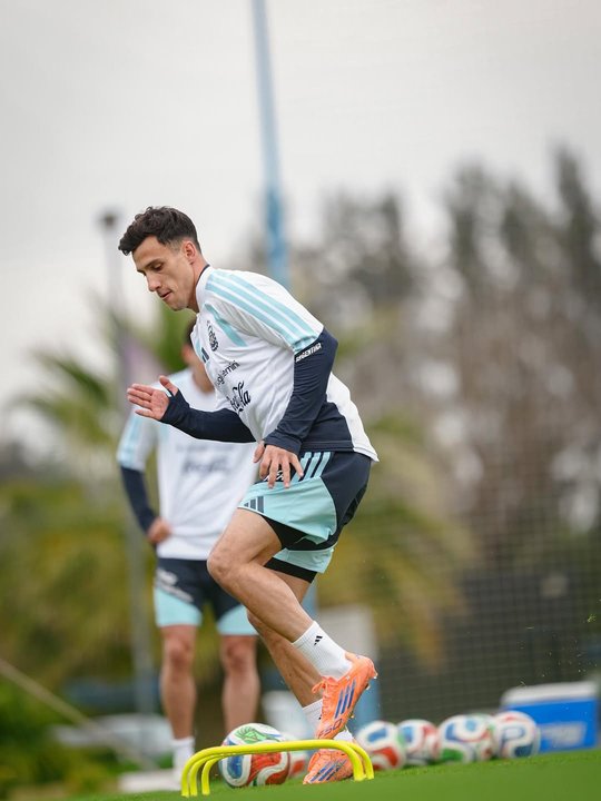 Mundial 2026: Scaloni reservó a cuatro futbolistas por si surgen bajas de urgencia antes del debut
