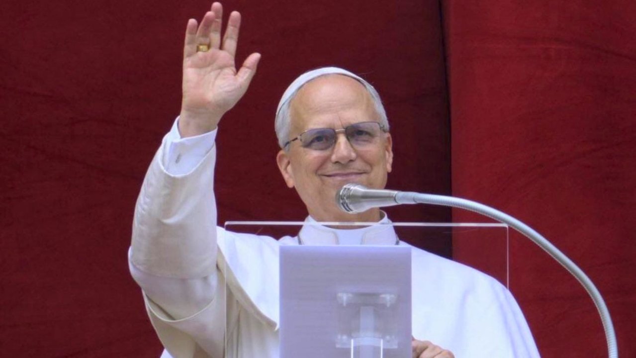 León XIV pisó suelo español por primera vez como Papa e inició una histórica visita apostólica