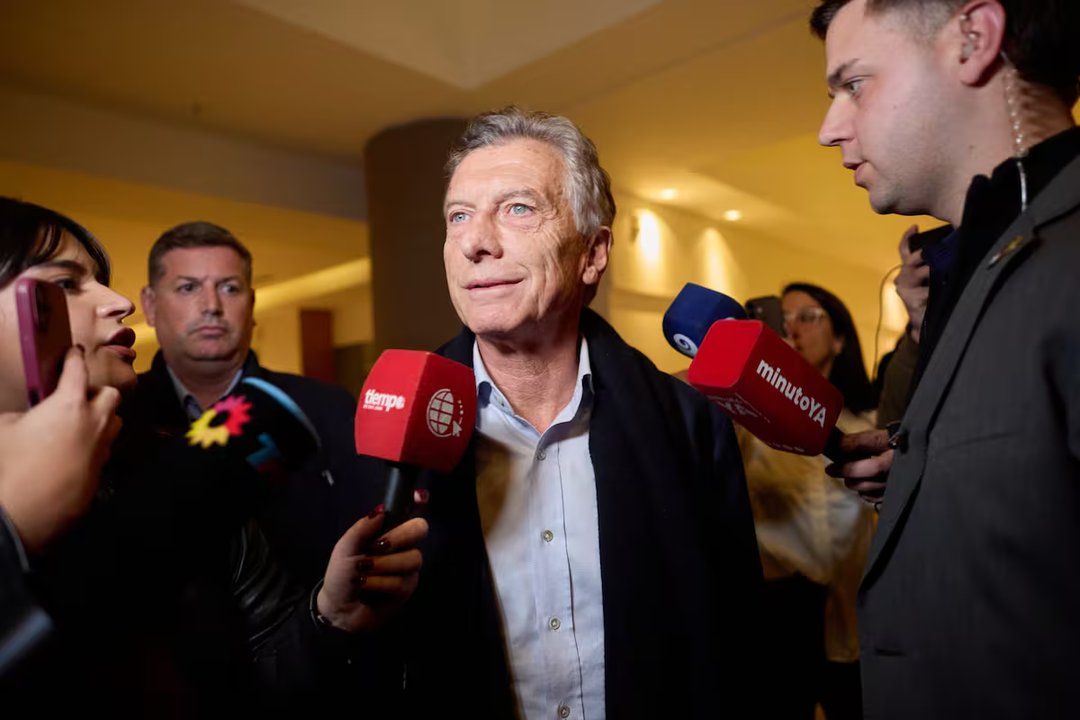 Mauricio Macri defendió la libertad de prensa y profundizó la distancia oficial