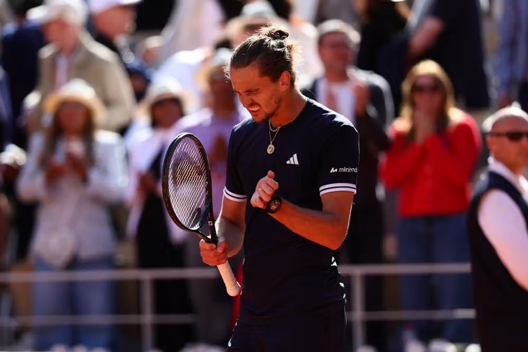 Zverev le ganó en cinco sets a Cobolli y se quedó con el título en Roland Garros
