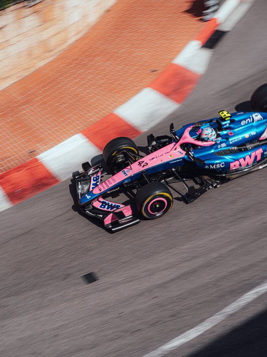 Franco Colapinto se disculpó con Carlos Sainz tras el choque en el Gran Premio de Mónaco
