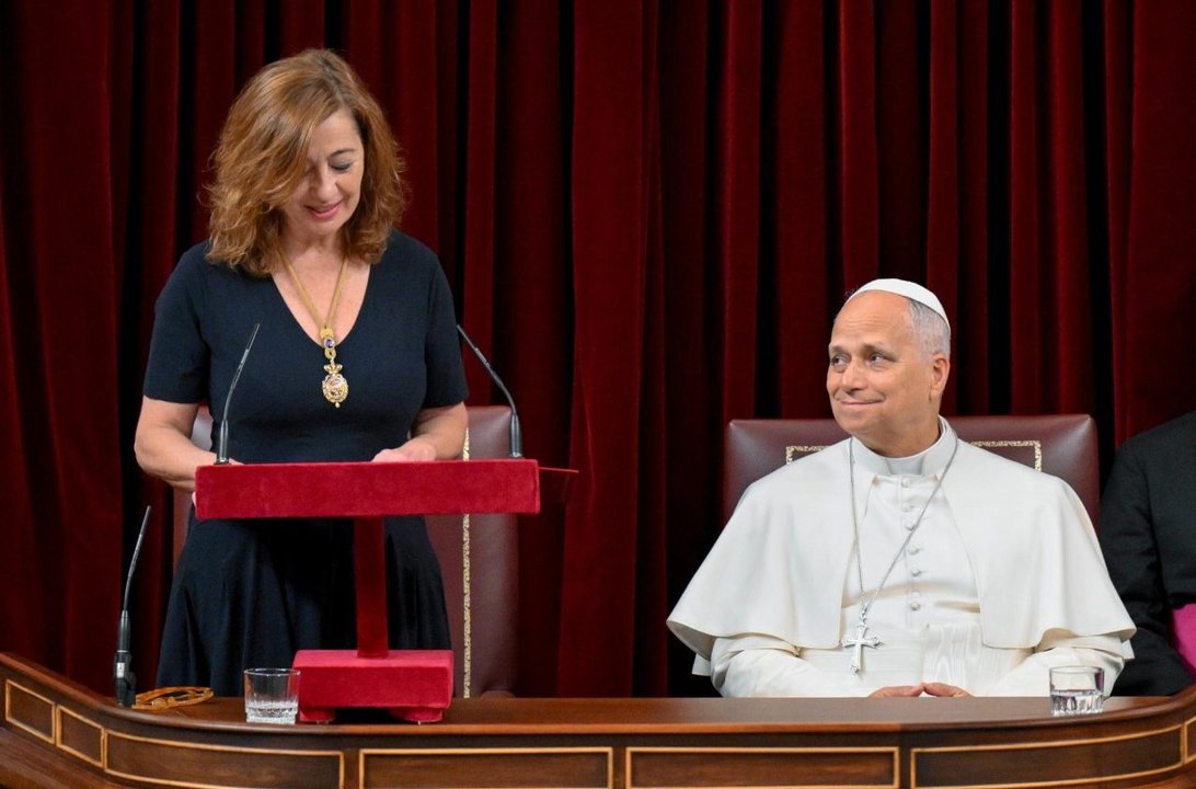 El Papa León XIV durante su discurso en el Congreso de España