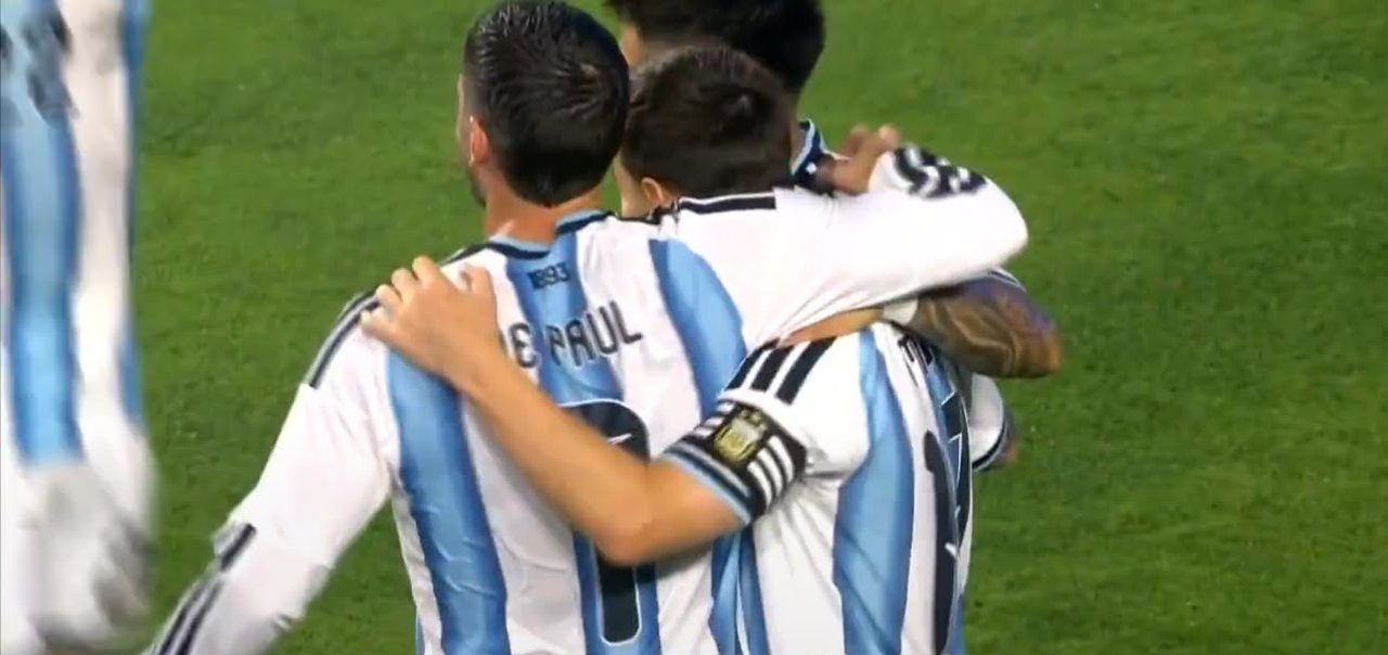 Con una gran ejecución de penal, Messi estiró la ventaja para la Selección argentina ante Islandia