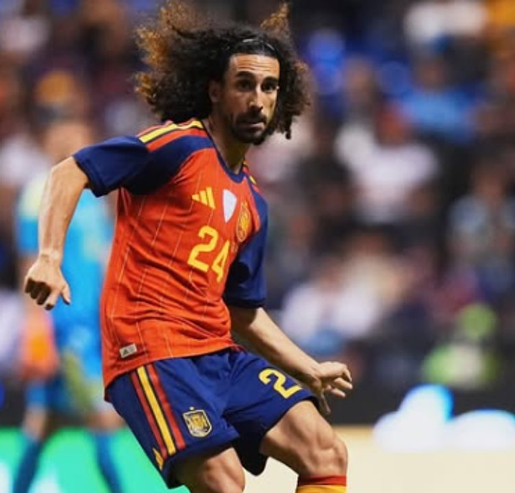 Cucurella prometió tatuarse la cara de su entrenador si España gana el Mundial