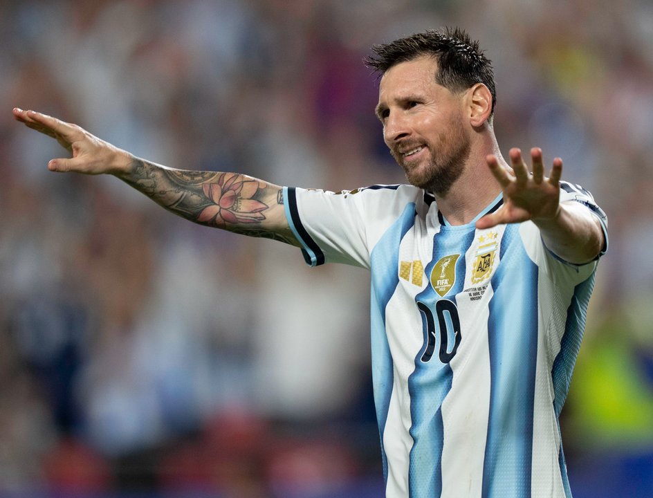 Fotogalería: las mejores fotos de la goleada de Argentina ante Argelia en el Mundial