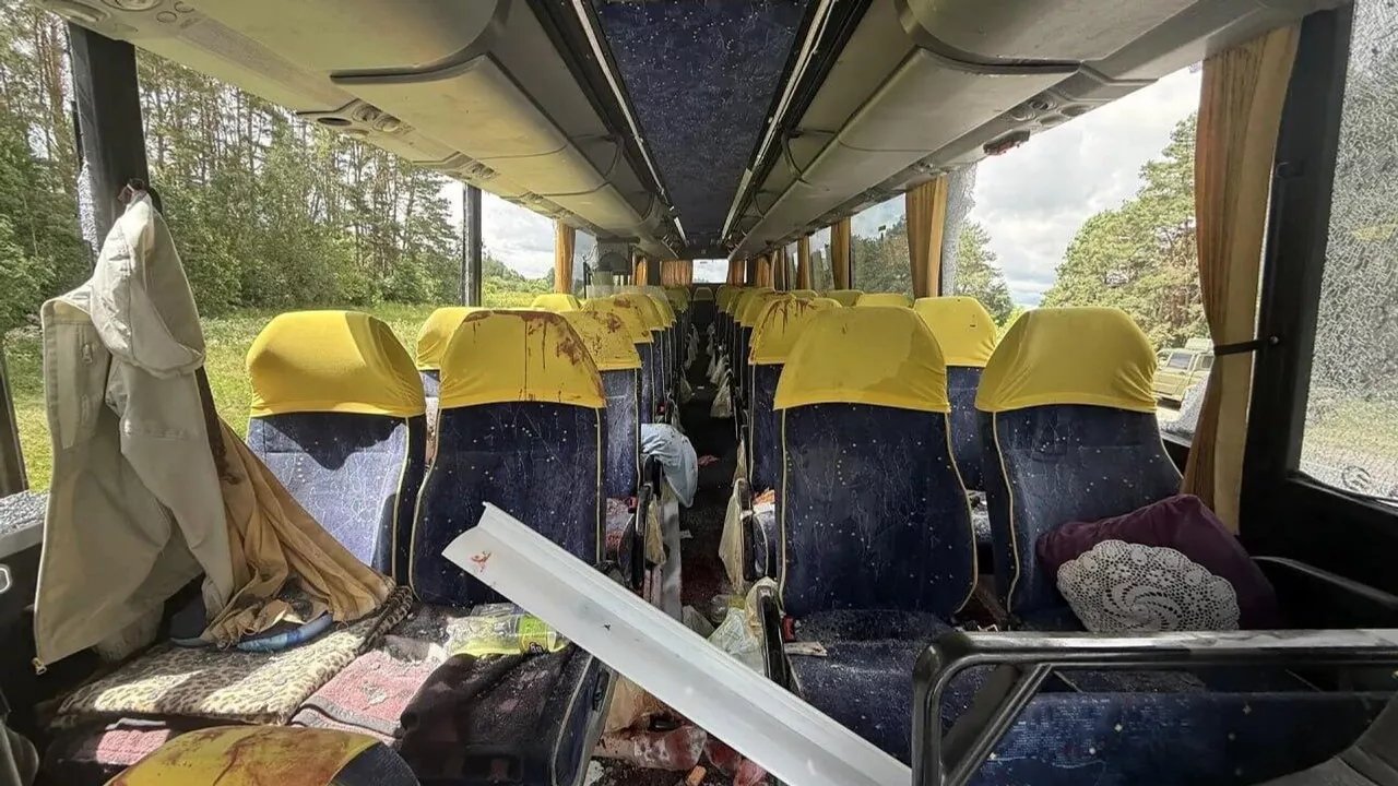 Autobús alcanzado por un presunto dron ucraniano en la región rusa de Briansk