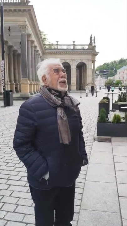 Raúl Lavié tras sufrir una doble caída en la Televisión Pública