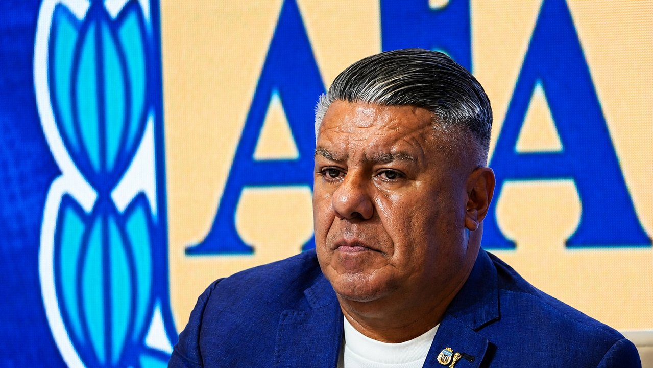 Sede de la AFA y referencia a la Justicia argentina