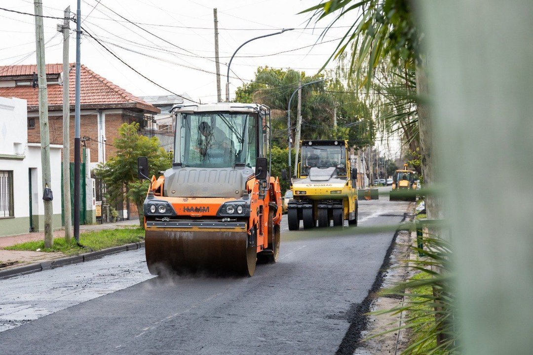 Lanús avanza con obras de pavimentación y ya intervino más de 30 mil metros cuadrados de asfalto