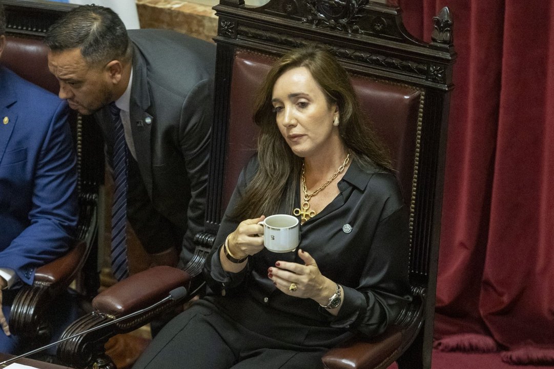 En Rosario, Villarruel cargó contra el Gobierno y habló sobre Adorni: “No hay nadie más peleado con los valores de Belgrano que él"