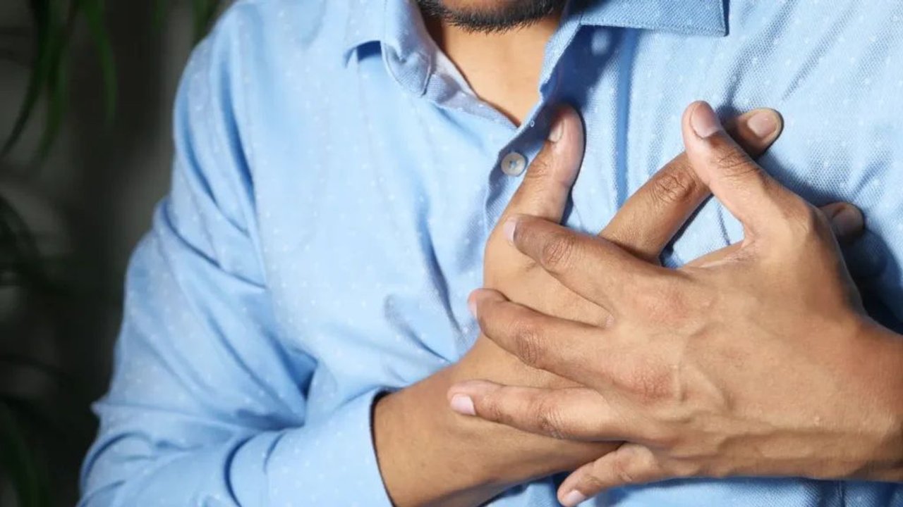 Se infartó en el trabajo, desmerecieron su dolor y la ART deberá pagar una indemnización millonaria