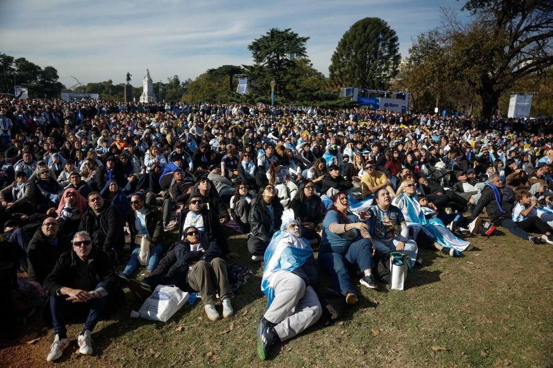 Más de 25 mil personas festejaron los goles de Messi en el Fan Fest organizado por la Ciudad