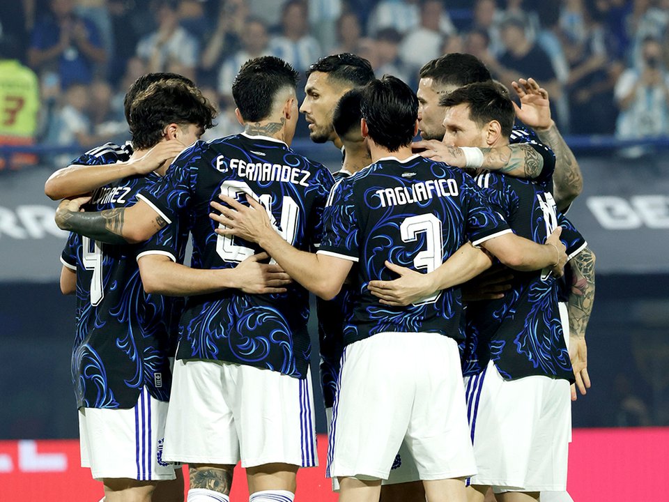 La Selección Argentina entrena en Kansas y viaja a Dallas para enfrentar a Jordania