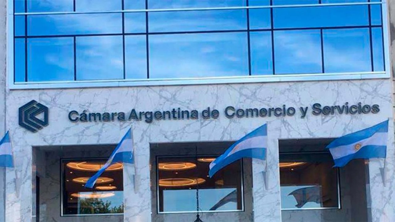 En mayo se registró una nueva suba del consumo de hogares en bienes y servicios
