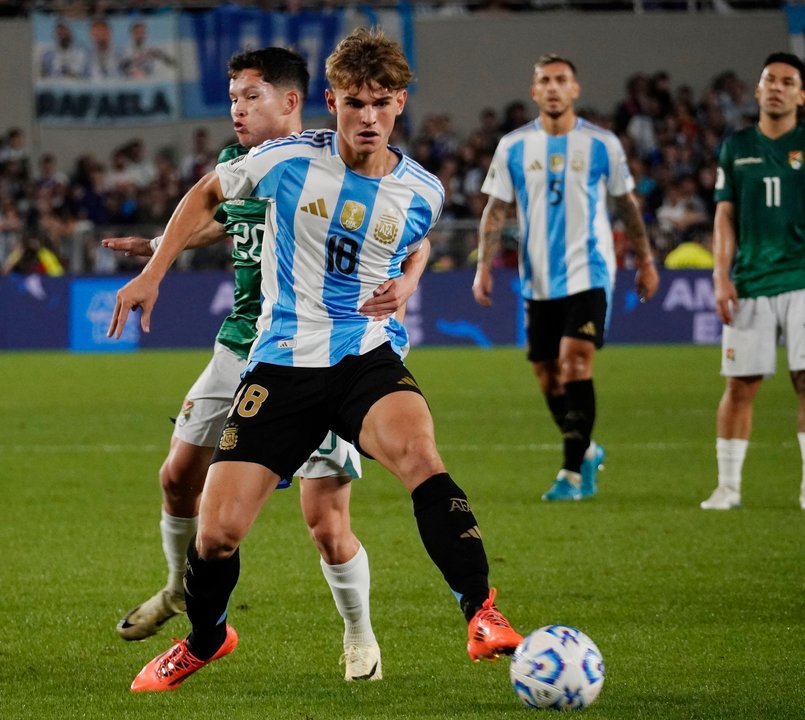 Nico Paz seguirá siendo jugador del Como de Italia