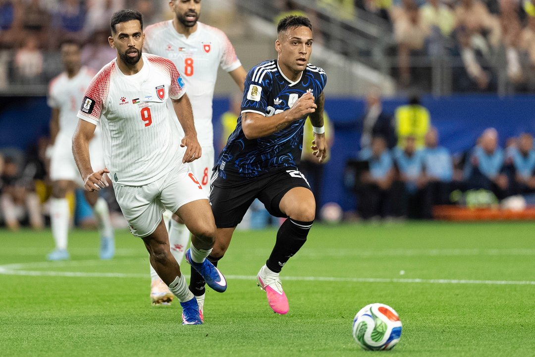 Lautaro Martínez celebra su gol con la Selección argentina en el Mundial 2026