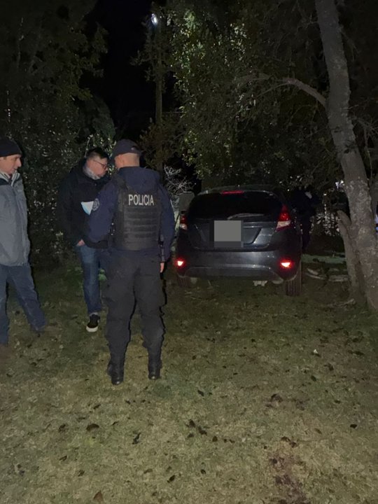Operativo policial nocturno en Bariloche tras un choque fatal