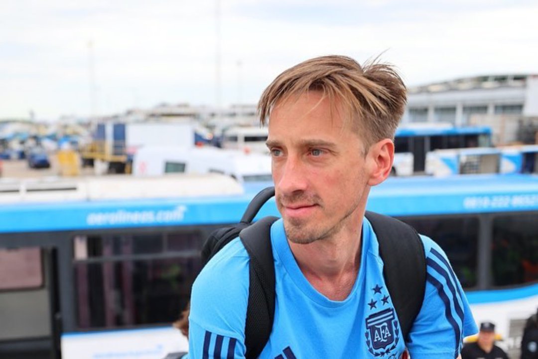 Matías Manna junto al cuerpo técnico de la Selección argentina