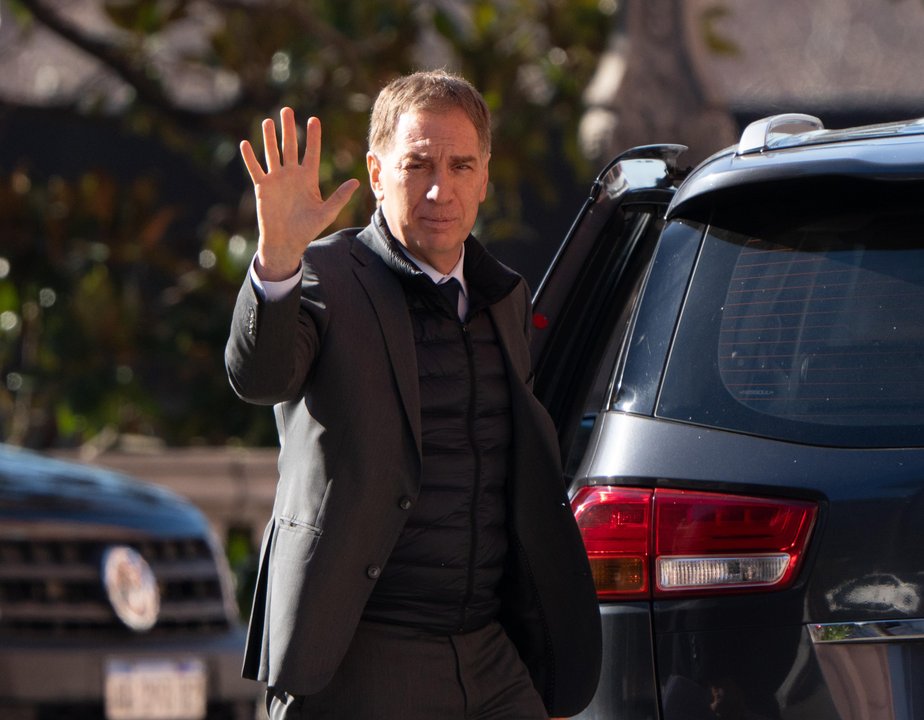El Gobierno activó el traspaso: mañana se reúnen Santilli y Adorni