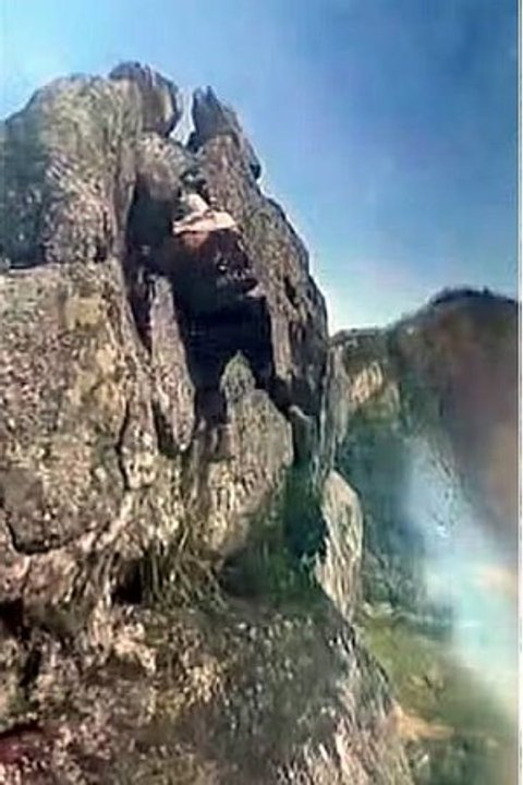 Río de Janeiro: un guía murió al caer desde un acantilado de 150 metros cuando intentaba sacarse una foto