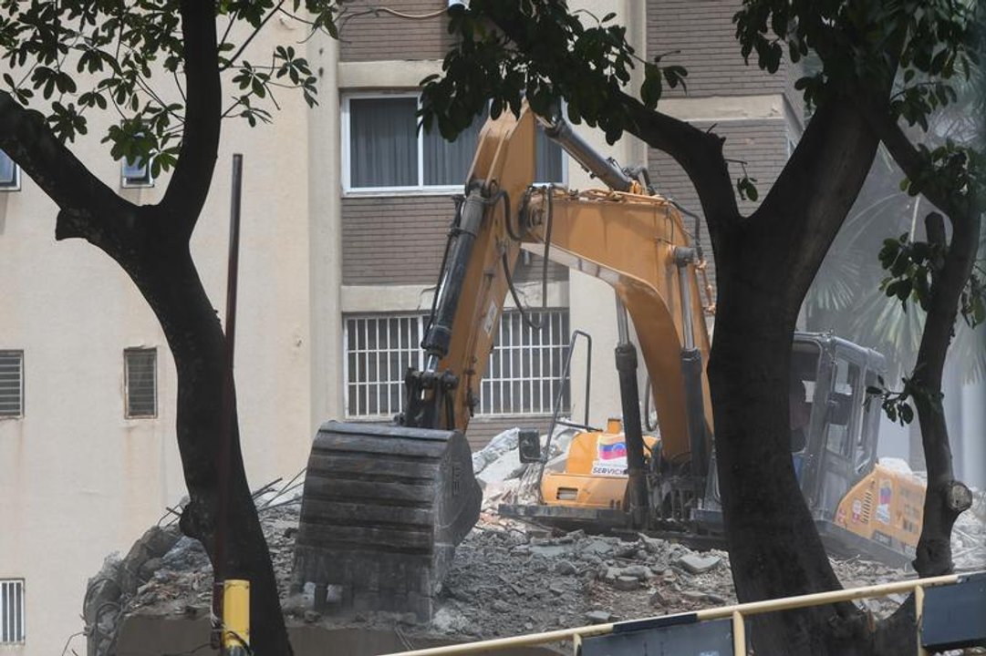 Edificio colapsado en La Guaira tras los sismos en Venezuela