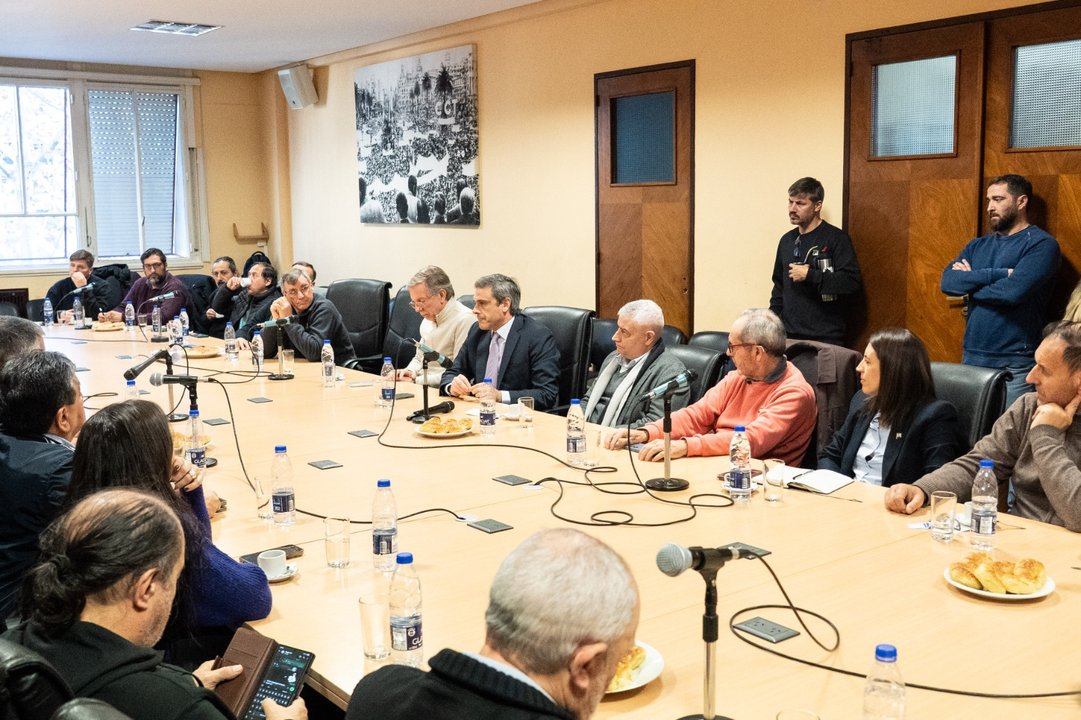 Arman una mesa de diálogo por crisis de Granja Tres Arroyos