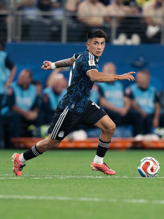 “Vamos a intentar defender el título”: Thiago Almada en la previa de Argentina-Cabo Verde