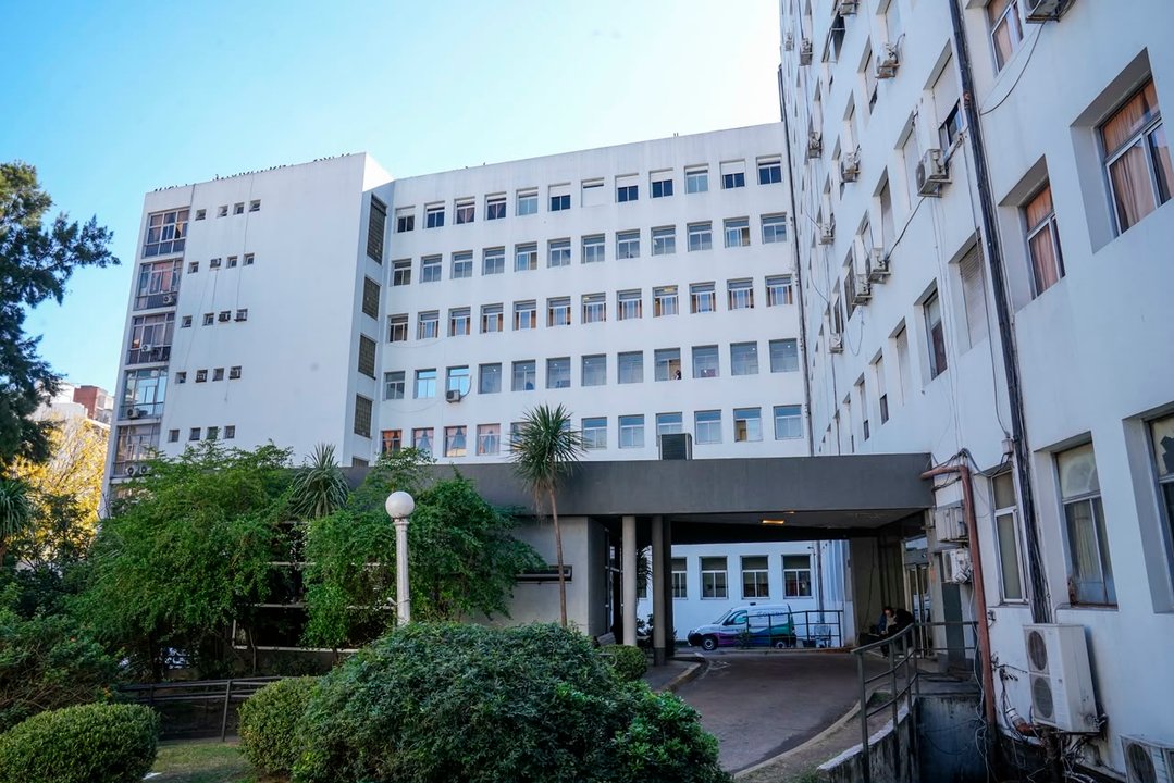 Fachada del Sanatorio Méndez en el barrio de Caballito