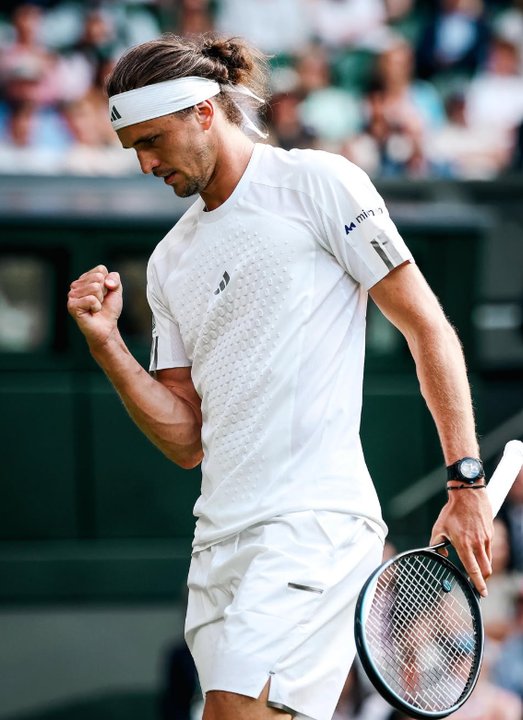 Alexander Zverev volvió a ganar y clasificó a la tercera ronda de Wimbledon