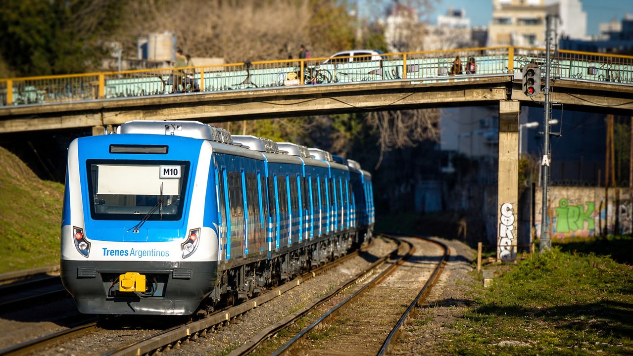 Obras del nuevo Tren de Cercanías del Este en Mendoza