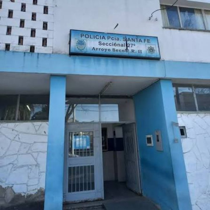 De no creer: tenía pedido de captura, lo detuvieron y a las horas se fugó de la comisaría