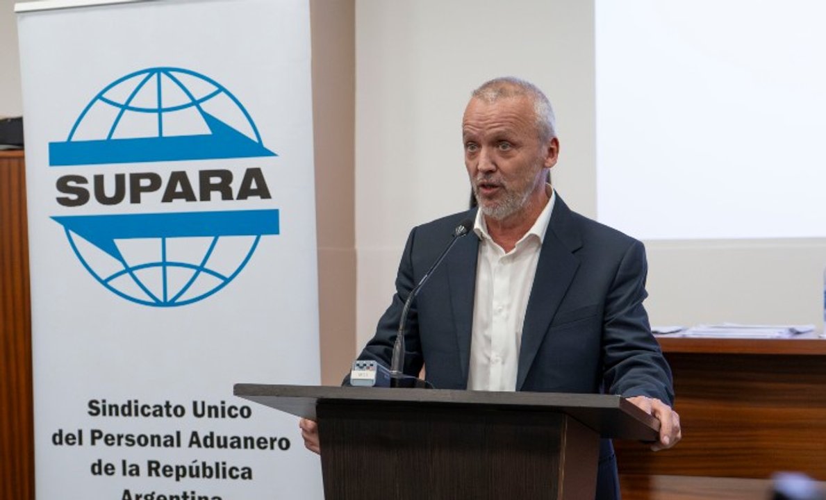 Dirigentes de SUPARA en reunión por la situación aduanera