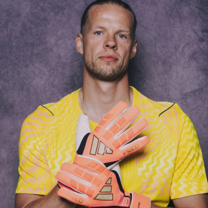 Ørjan Nyland, el arquero sin club y con pasado en el esquí que brilló ante Brasil