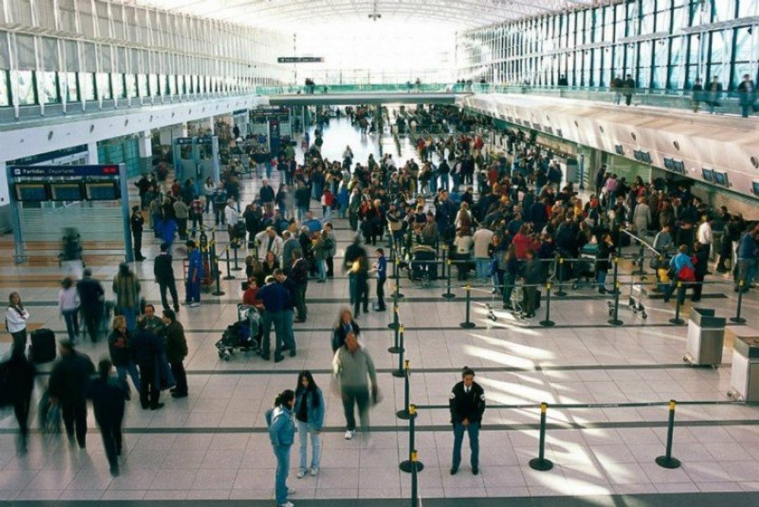 El Gobierno creó un protocolo para la detección de situaciones de trata en los aeropuertos