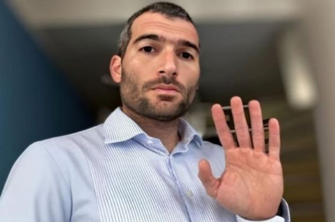 Rodrigo Sbarra (PRO) escala posiciones en el Ministerio de Salud