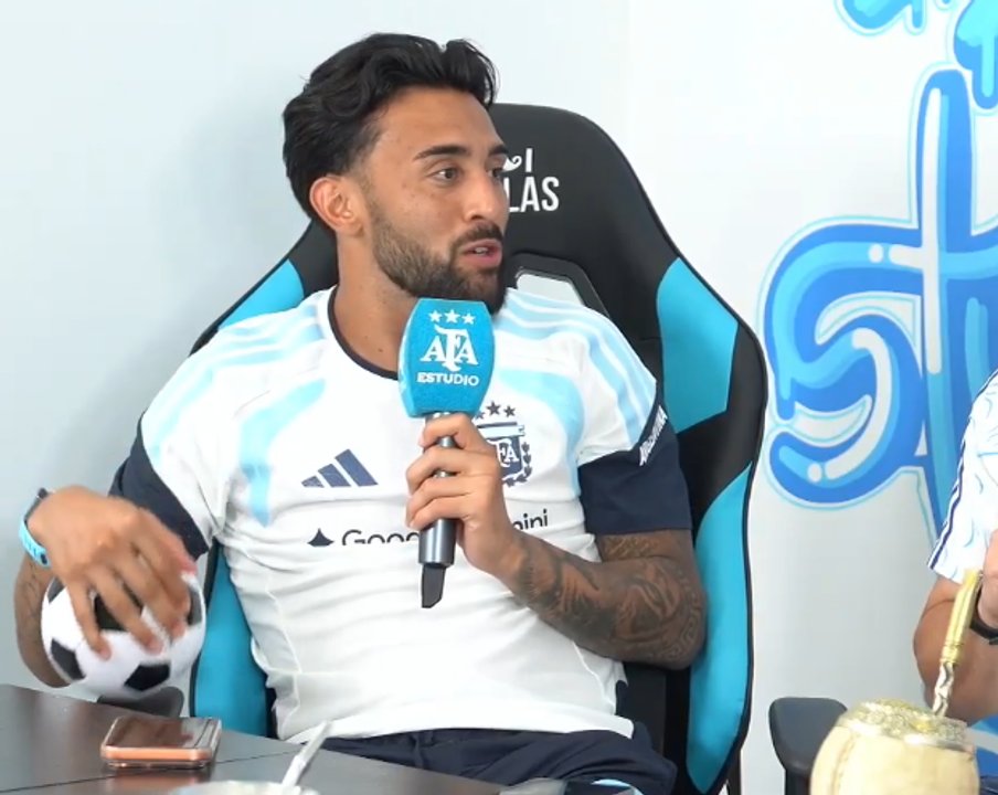 Nicolás González se ríe del apodo 'Caballo' en la Selección argentina