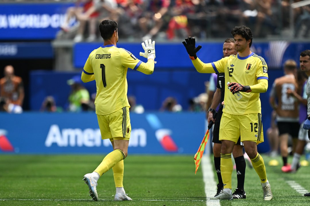 Thibaut Courtois aclaró que no pidió el cambio en los cuartos de final ante España