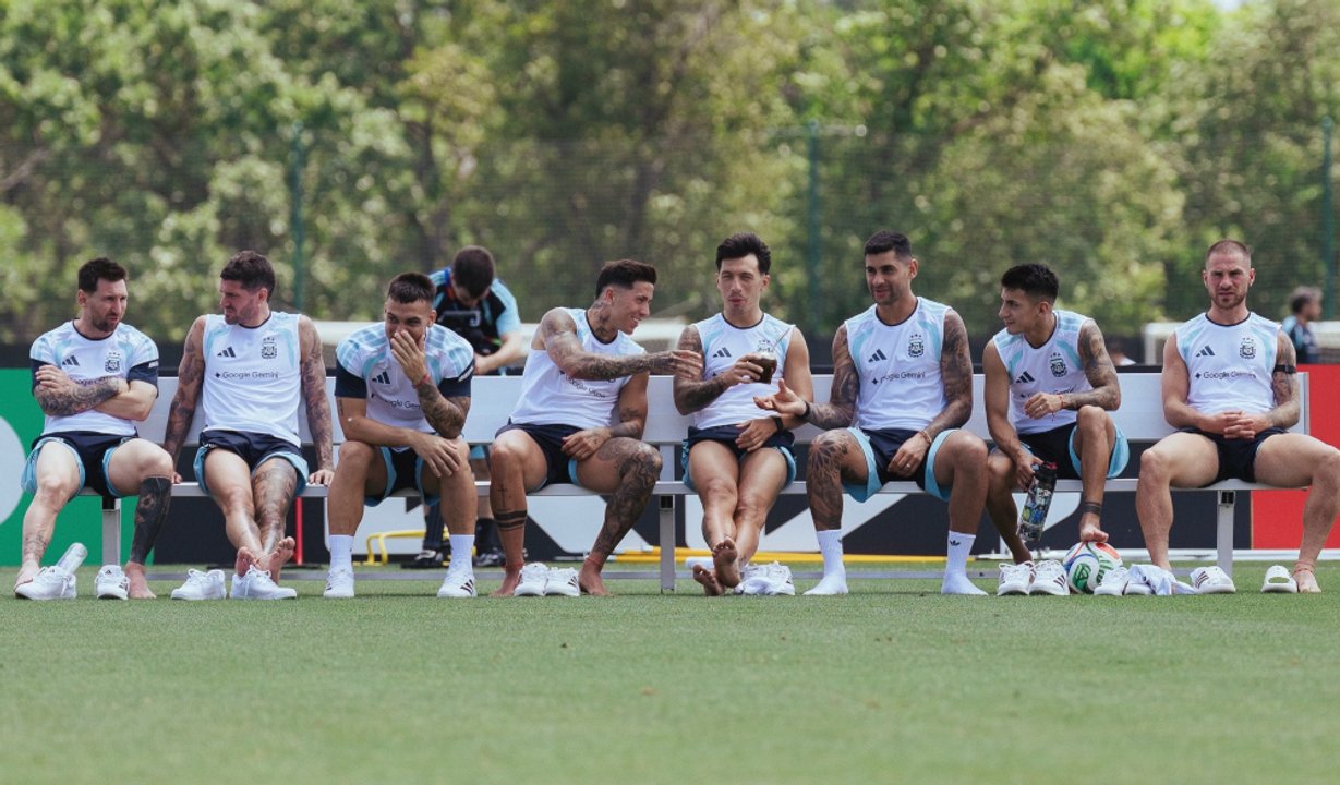 Vigilia albiceleste en Kansas en medio de una nueva marea de hinchas