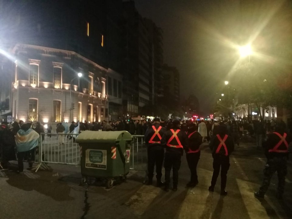 Incidentes en el centro porteño: 13 personas atendidas tras celebraciones por la victoria ante Suiza