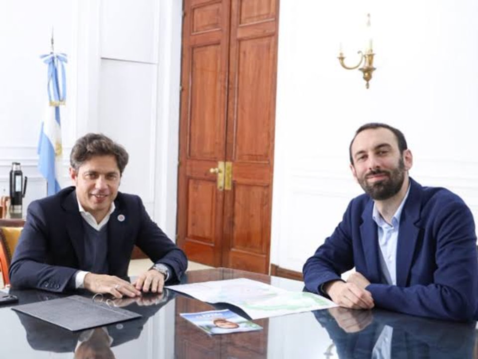Damián Selci, intendente de Hurlingham, en el centro de la interna peronista