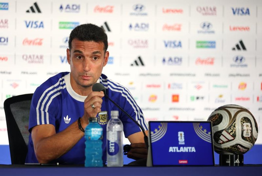 Scaloni sobre Malvinas antes de enfrentar a Inglaterra: “Es un partido de fútbol y no puedo mezclar las cosas“