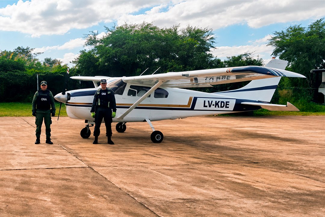 Imputaron a dos ciudadanos bolivianos acusados de intentar contrabandear una avioneta en Salta
