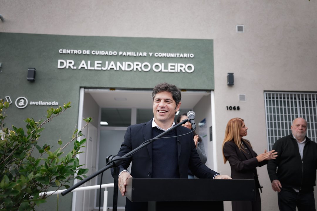 Axel Kicillof durante un acto en Gerli