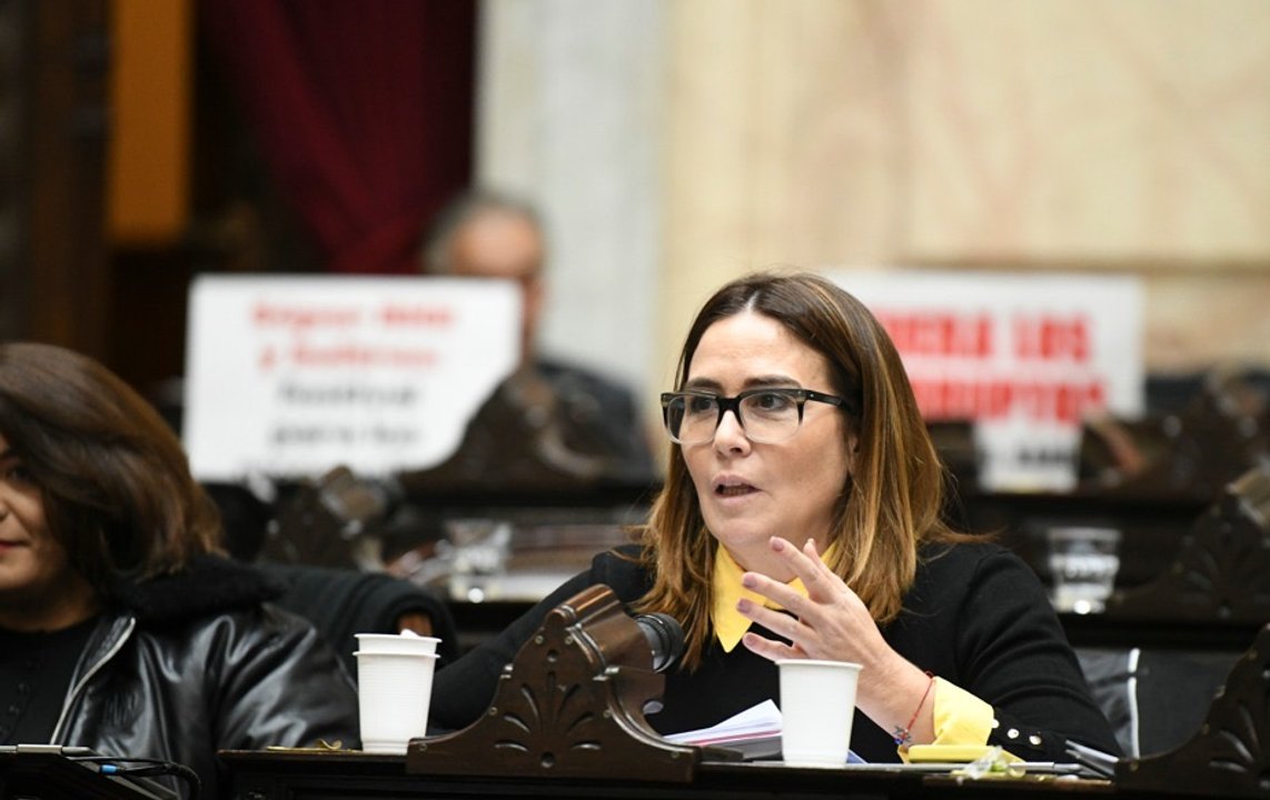 Endeudamiento familiar: López cuestionó al Gobierno y reclamó un cambio de rumbo económico