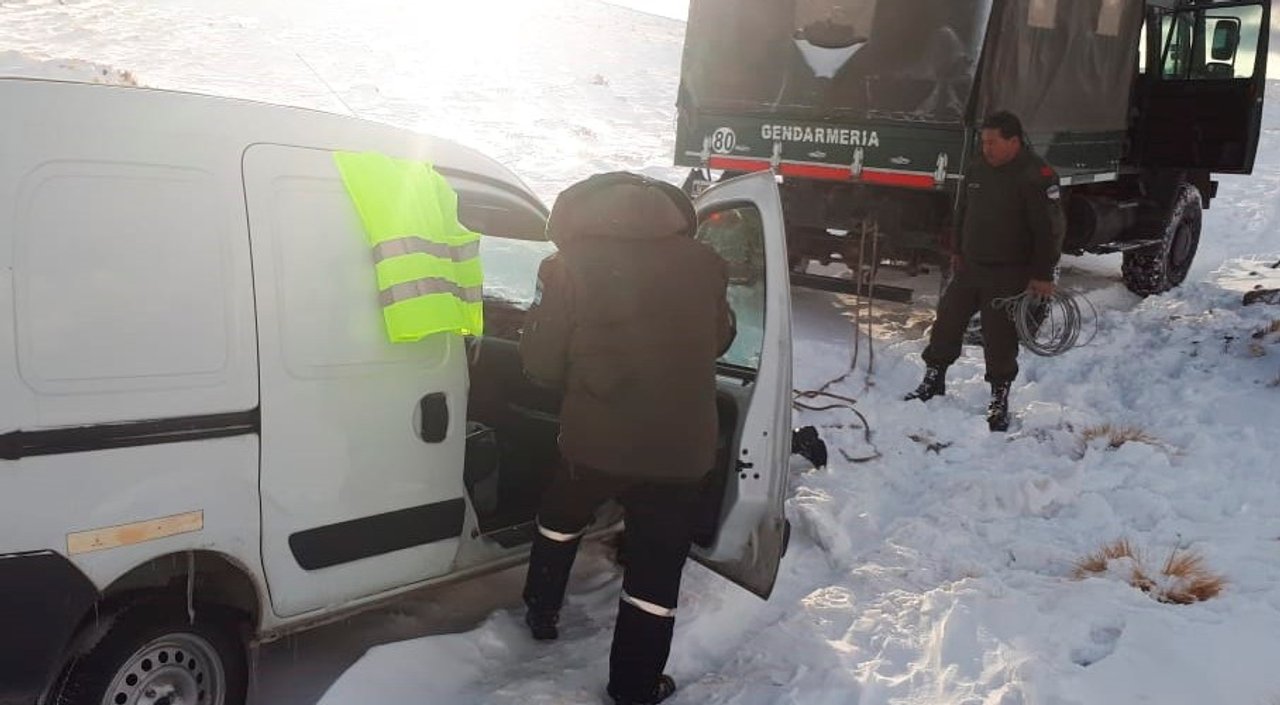 Mendoza: rescataron a 23 montañistas en medio de una intensa nevada