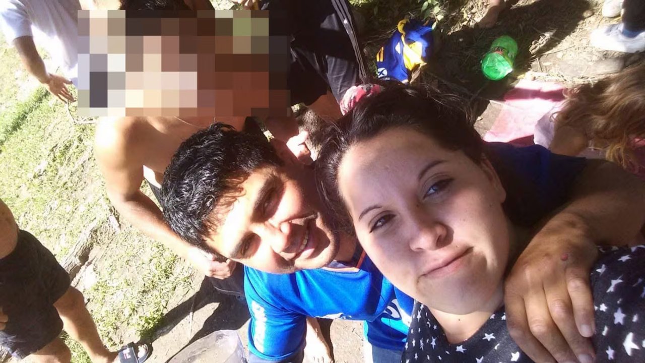 Cumplía una condena condicional y mató a su expareja a puñaladas en Córdoba