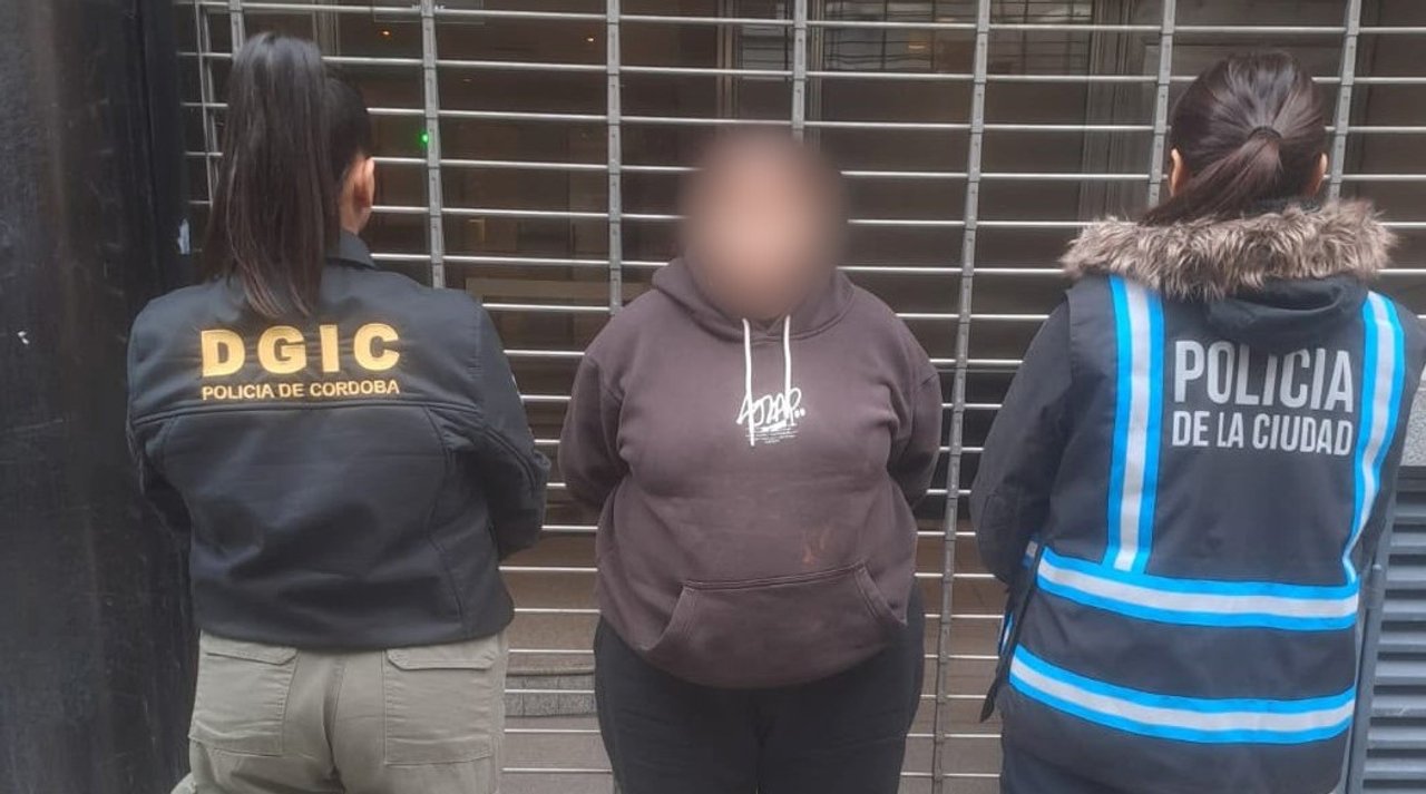 Detuvieron en Retiro a una mujer acusada del asesinato de una anciana en Córdoba
